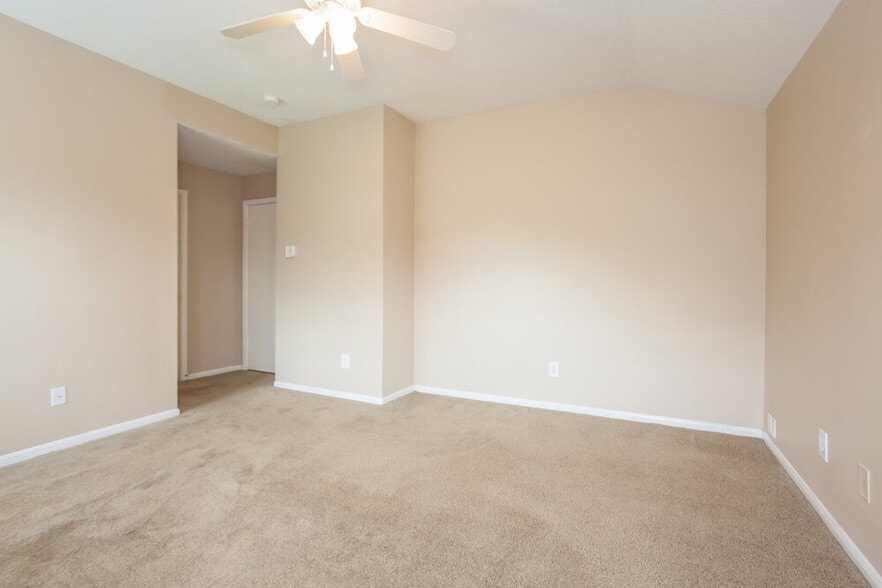 Building Photo - 4606 Serenity Trail