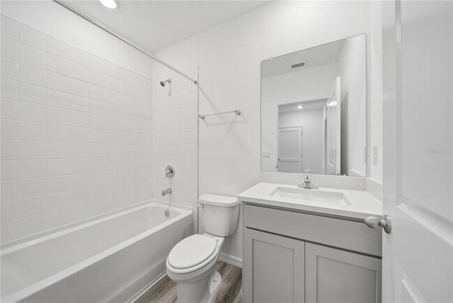 Building Photo - 32497 Midsummer Night Ln