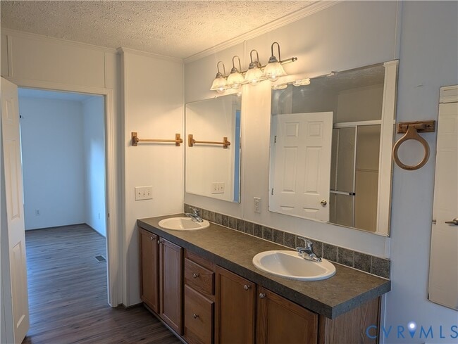 Building Photo - 13461 Gorburn Dr