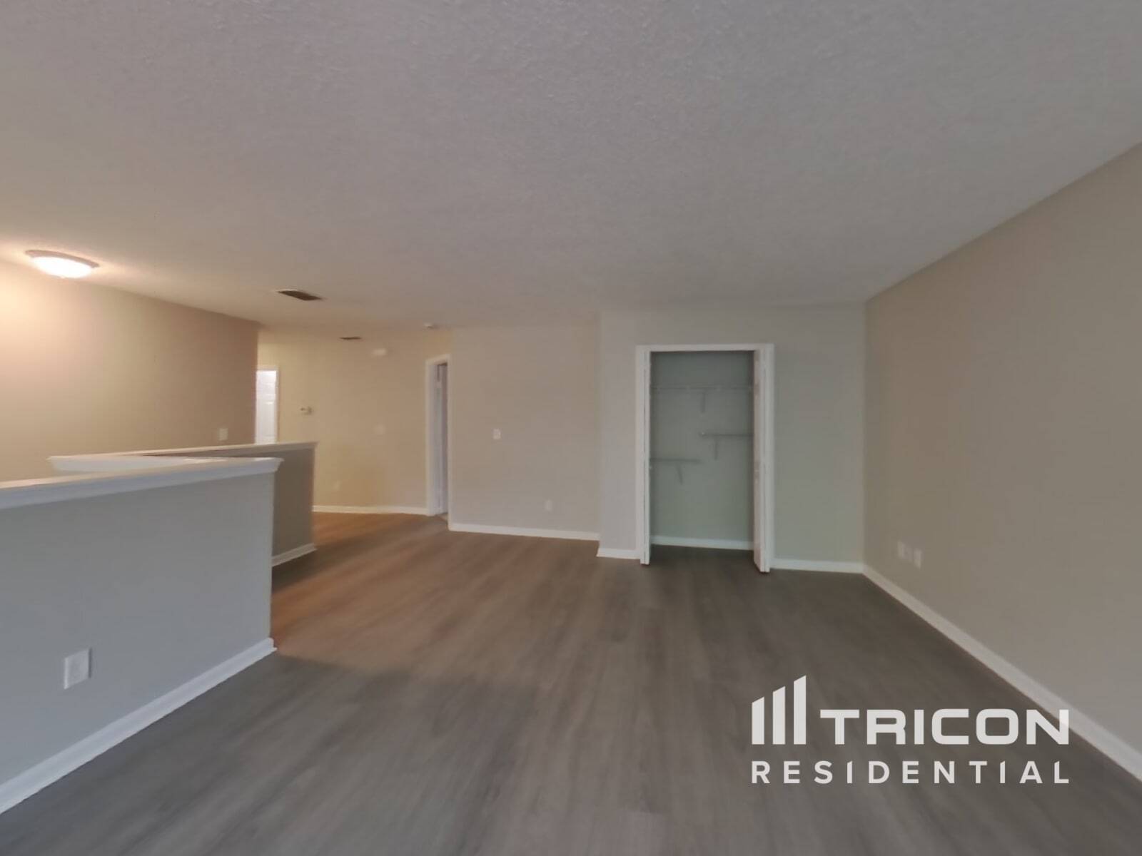 Building Photo - 13571 Ashford Wood Ct W