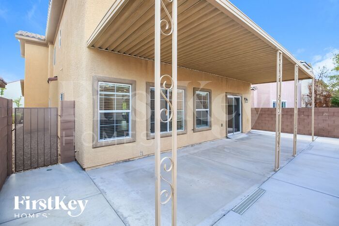 Building Photo - 9759 Mt Kenyon St