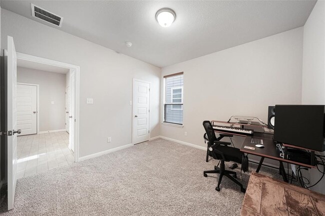 Building Photo - 108 Drifter Ln