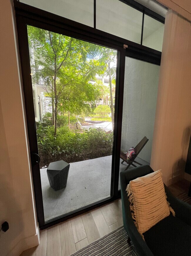 Building Photo - 10014 NW 88th Ter