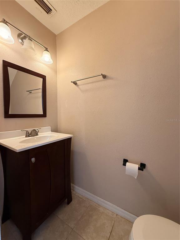 Building Photo - 1305 Park Villa Pl