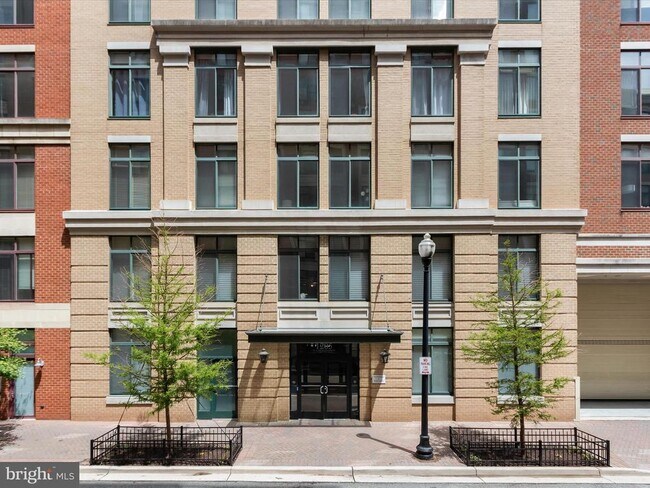 Primary Photo - 1205 N Garfield St