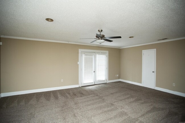 Building Photo - 36 Melinda Dr