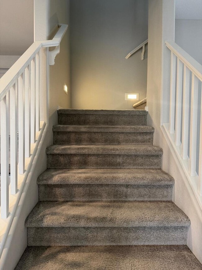 Building Photo - 1132 S Amulet