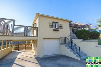 Building Photo - Cozy Ranch Home