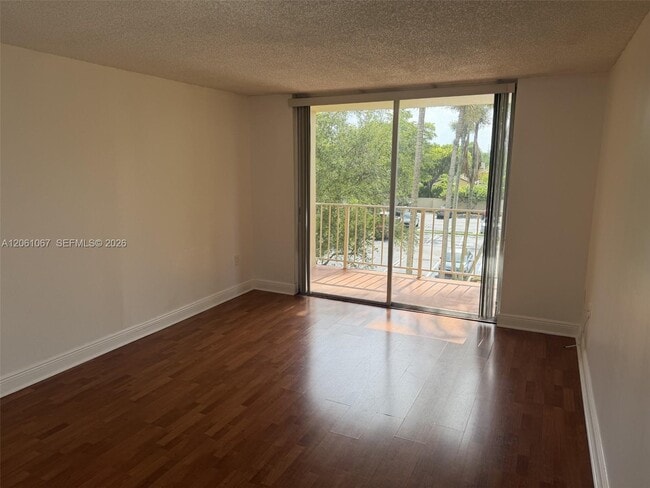 Building Photo - 13100 SW 92nd Ave