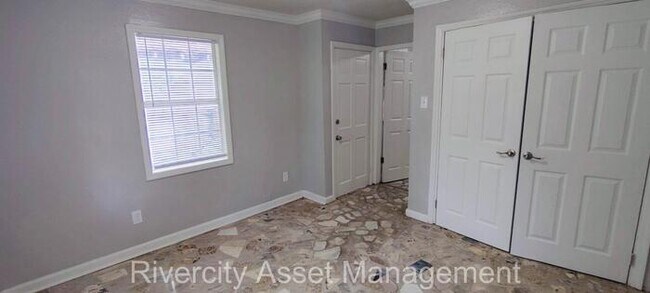Building Photo - Section 8 Friendly!!! A Must See!!!!