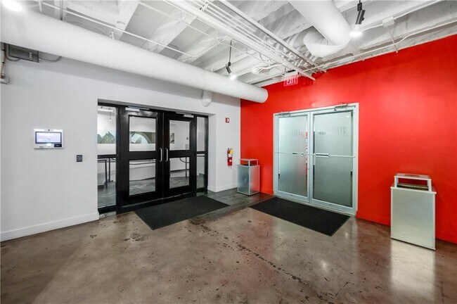 Building Photo - 878 Peachtree St NE