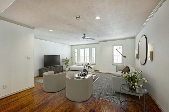Building Photo - 4018 Childress St