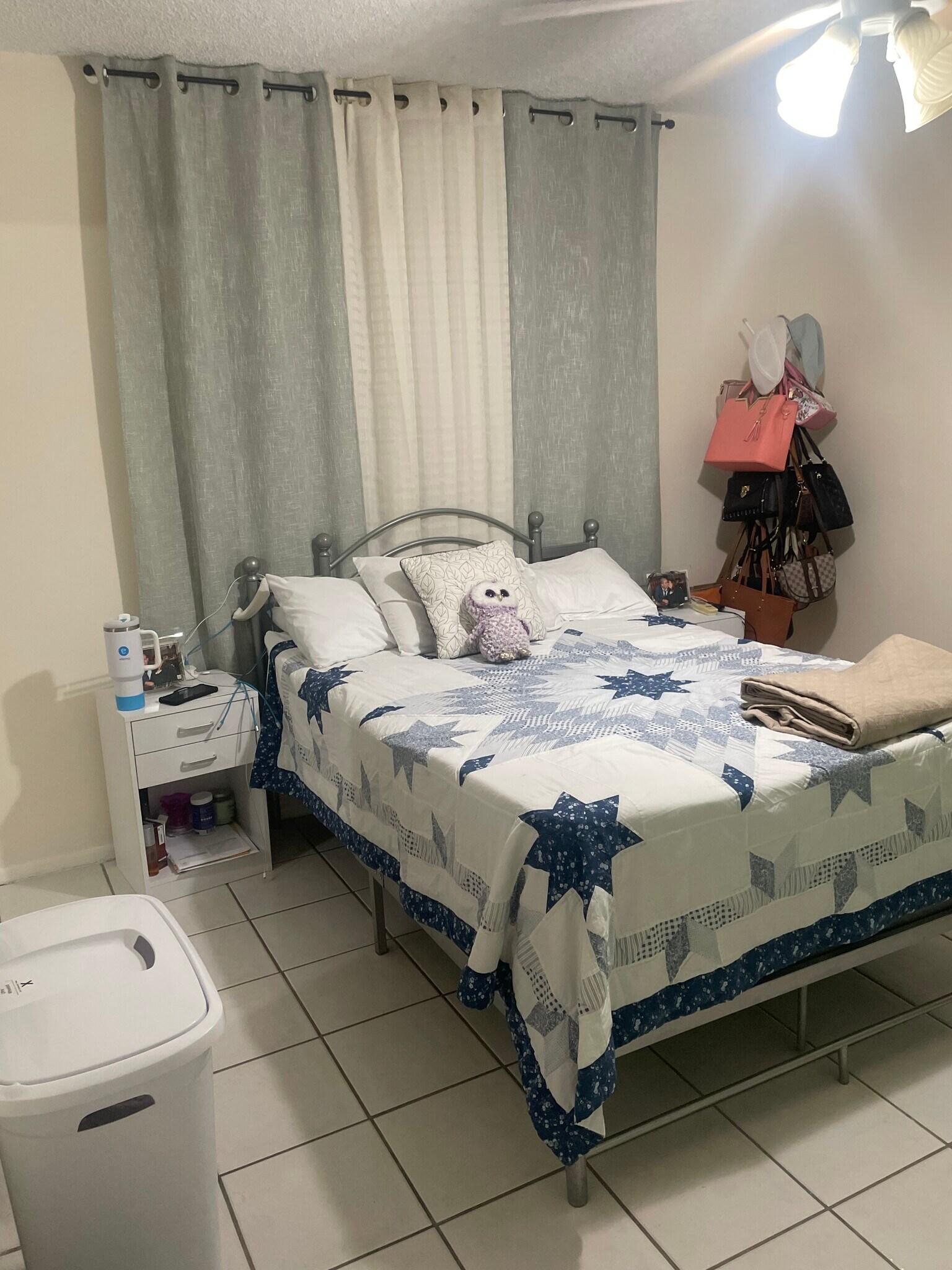 Building Photo - 4150 W 10th Ln