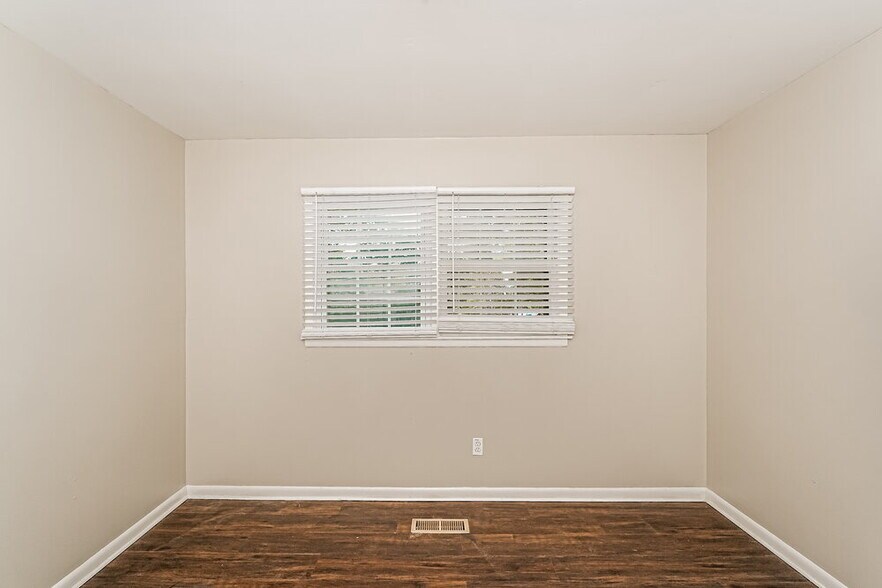 Building Photo - 120 Von Dale Dr