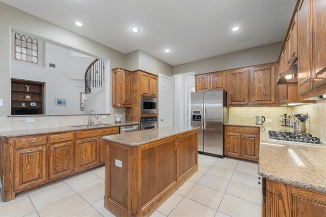 Building Photo - 2131 Channel Islands Dr