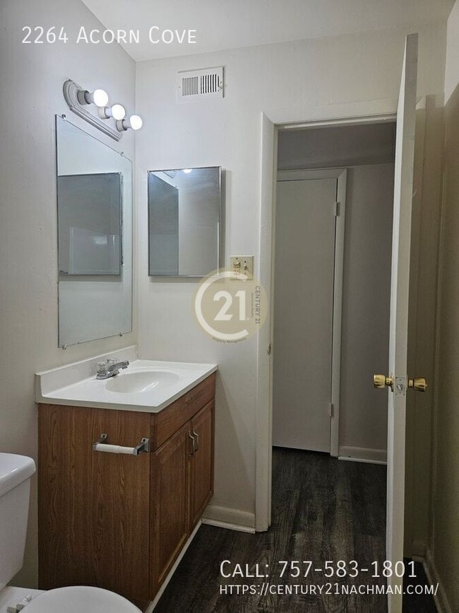 Building Photo - 2264 Acorn Cove