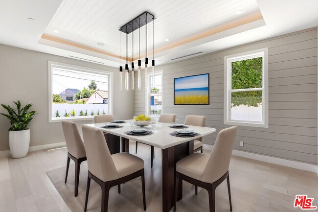 Building Photo - 15566 Chasmila Dr