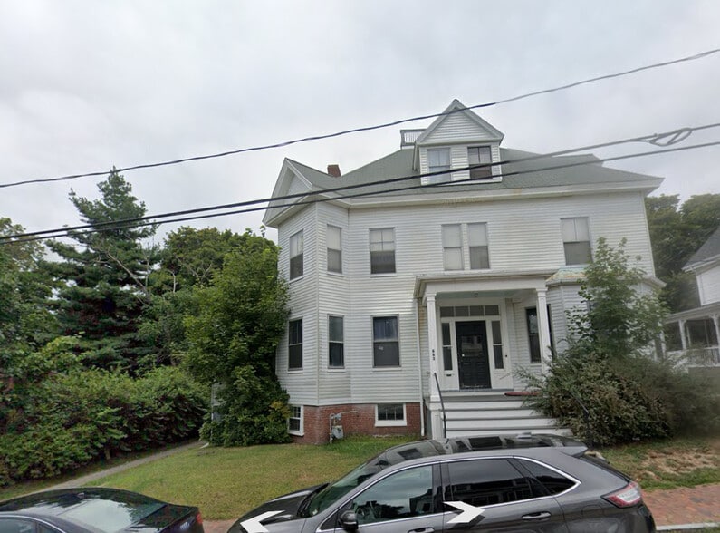 Building Photo - 683 State St