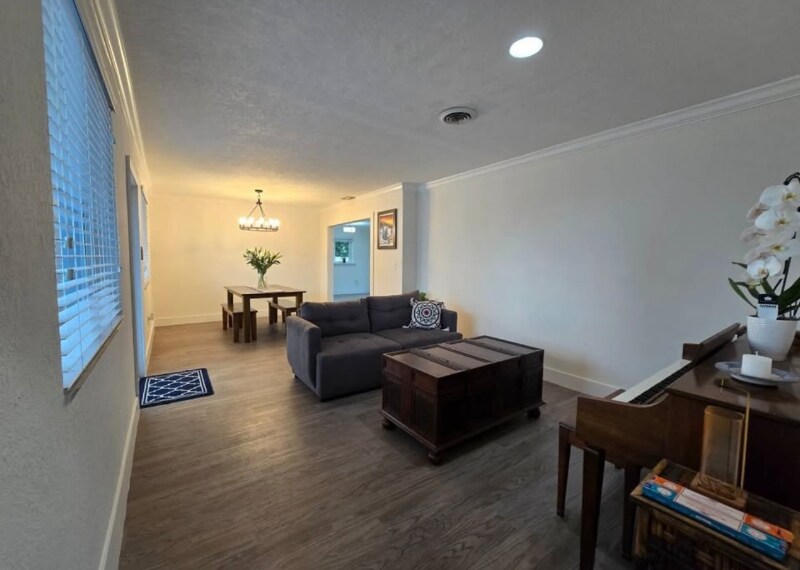 Building Photo - 9591 SW 52nd Terrace