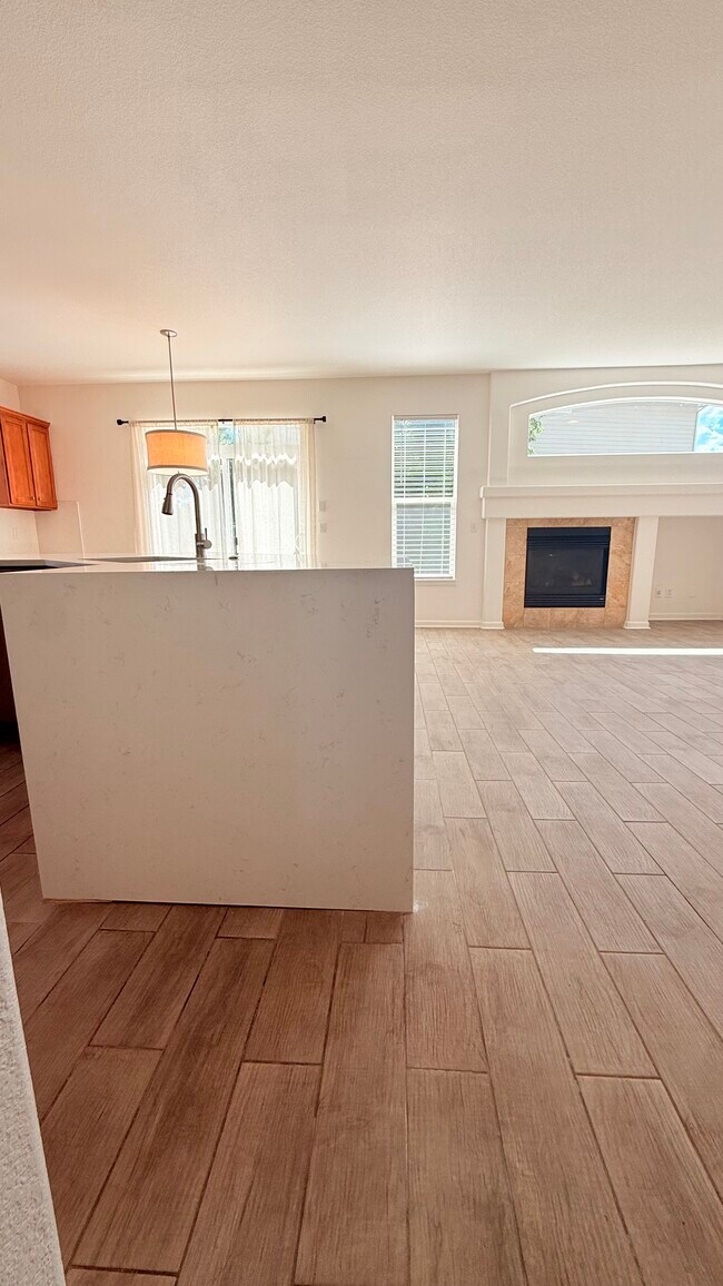 Building Photo - 8411 Briar Trace Dr