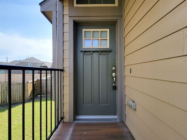 Building Photo - NEW 3 BEDROOM 2.5 BATH 2 CAR GARAGE HOME I...