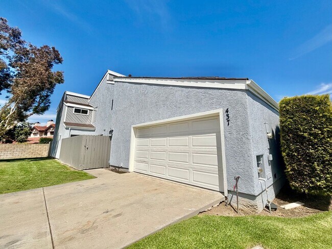 Building Photo - 437 Reed Way