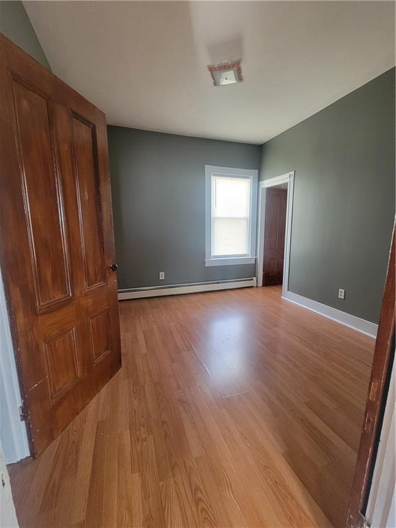 Building Photo - 23 Young St