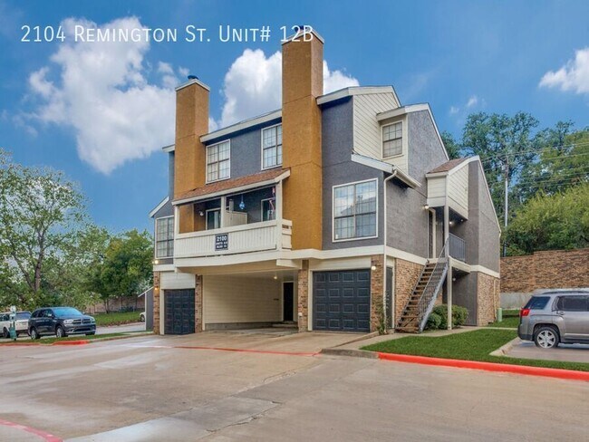 Building Photo - 2104 Remington St