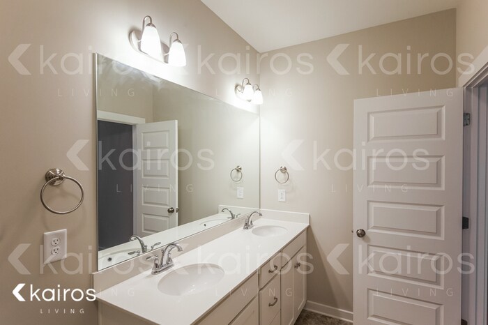 Building Photo - 11449 Crimson Ridge Rd