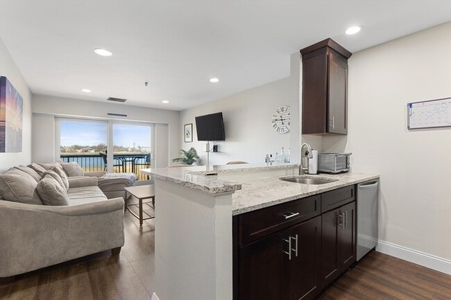 Primary Photo - 133 Commander Shea Blvd