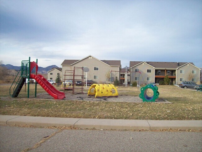 Building Photo - Don't miss an opportunity to live at the well kept Wind River Apartments in Rifle!