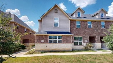 Building Photo - 2011 Harvey Mitchell Pkwy S