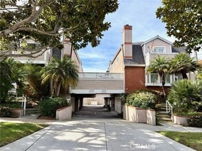 Building Photo - 619 N Guadalupe Ave