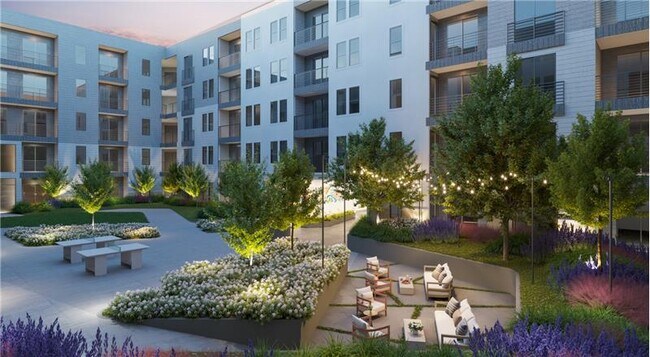 Building Photo - 1415 E 51st St