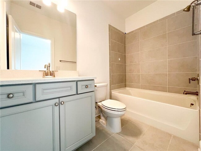 Building Photo - 6605 Beacon Dr
