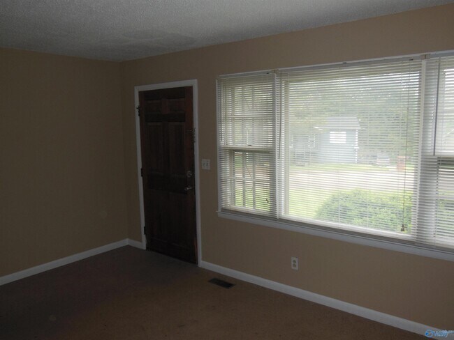 Building Photo - 3814 NW Timwood Dr