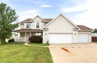Building Photo - ? Luxury Living in Saginaw Township | 4 Bed • 4 Bath ?