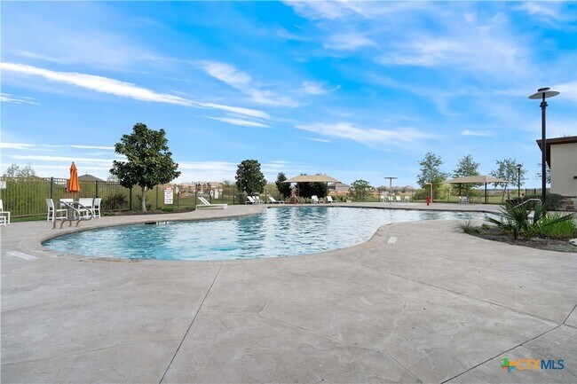 Building Photo - 603 White Steppe Way