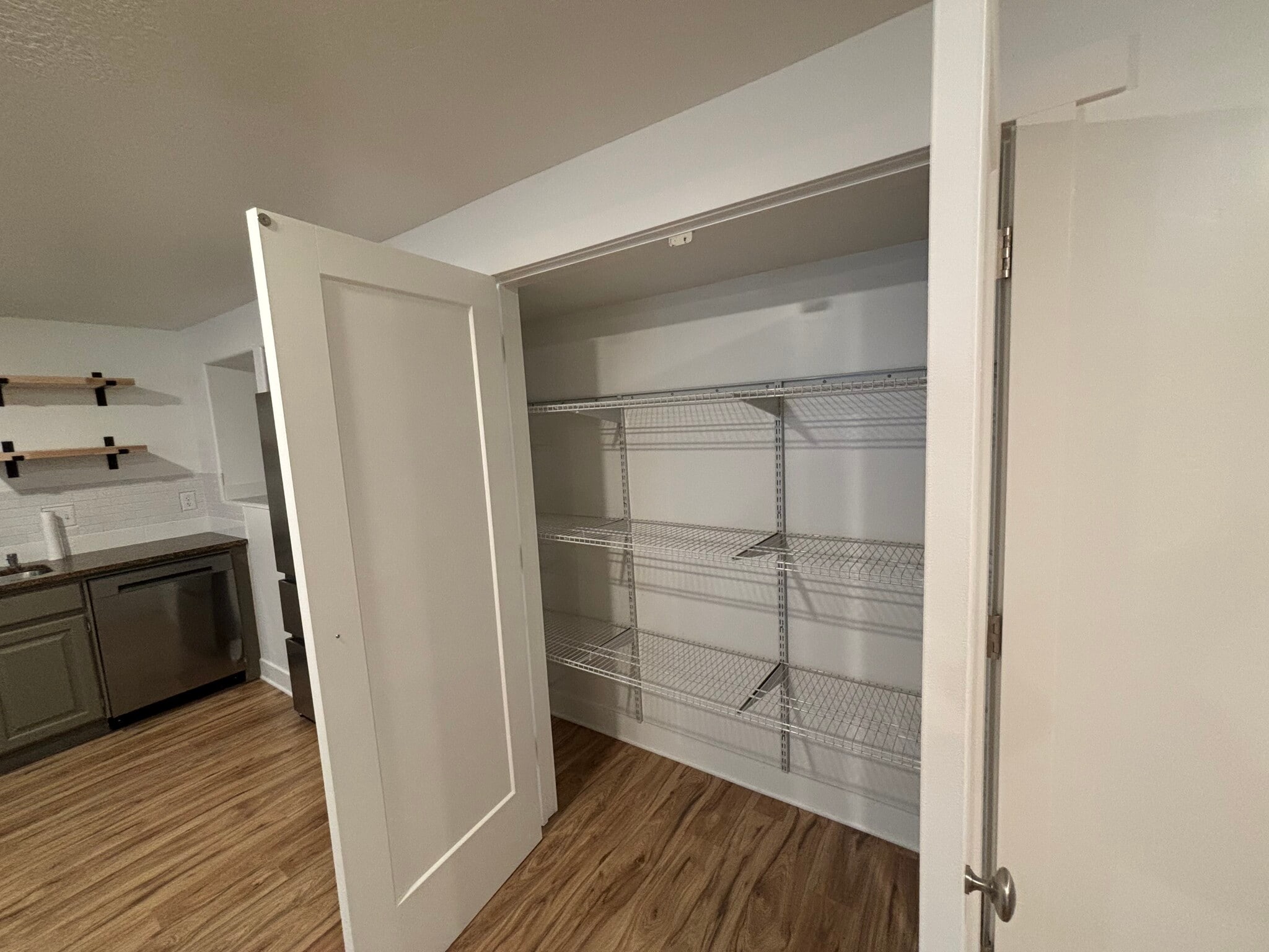 Kitchen pantry - 188 E Bruin Dr