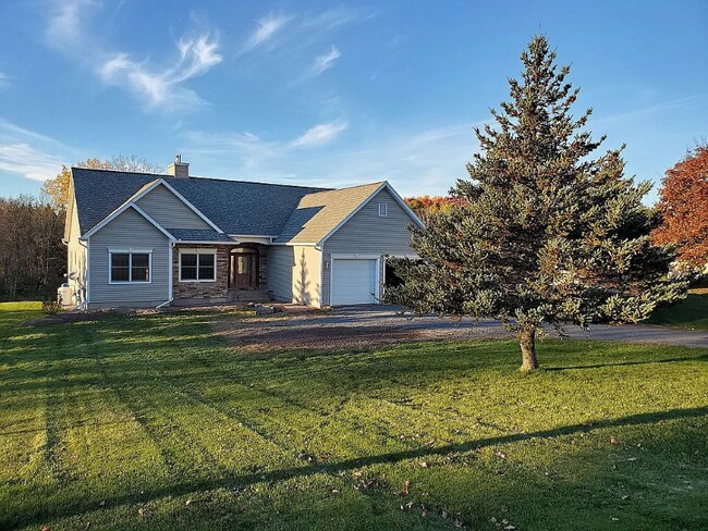 14965 Valley Dr - 14965 Valley Dr Clayton NY 13624 | Apartment Finder