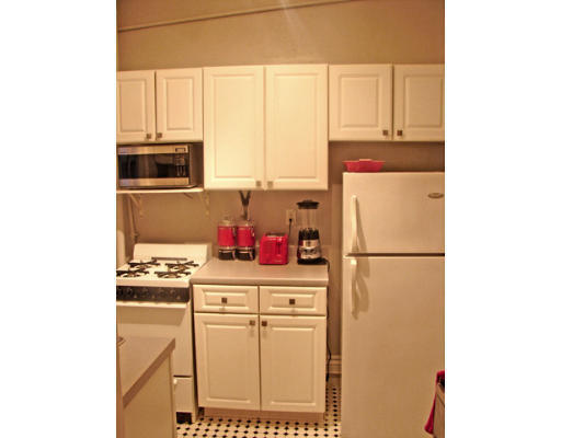 Building Photo - 52 Charlesgate E