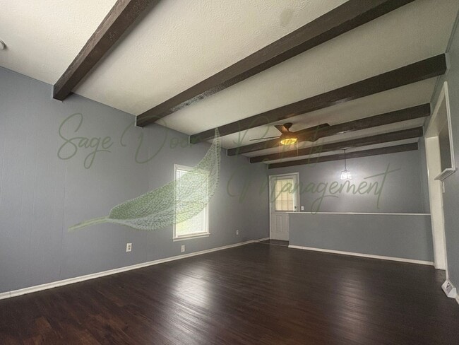 Building Photo - MODERN RENOVATIONS!!!