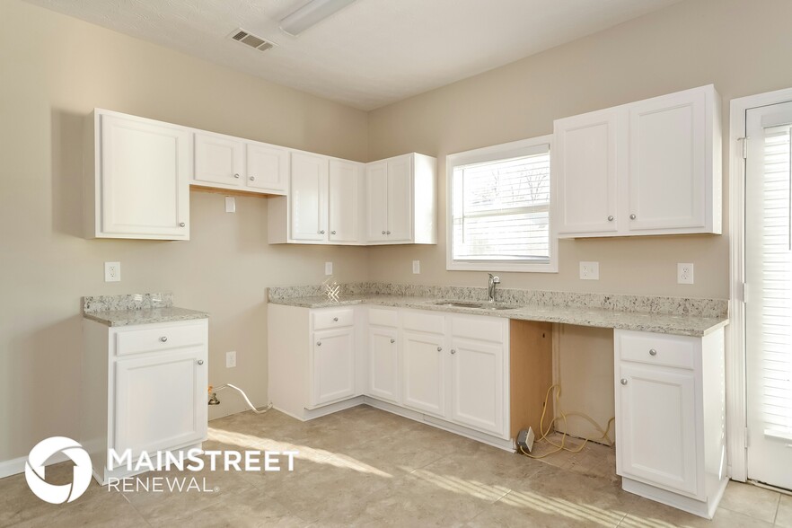 Building Photo - 581 Pondweed Dr