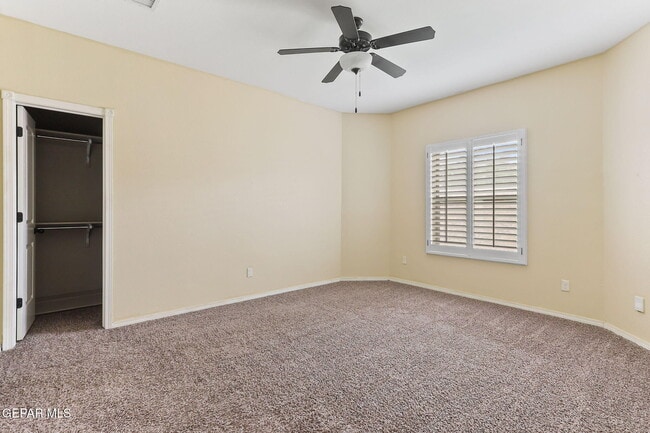 Building Photo - 2101 James White Dr