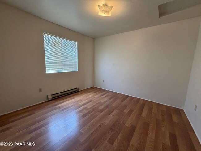 Building Photo - 408 Madison Ave