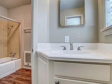 Building Photo - 4439 University Blvd