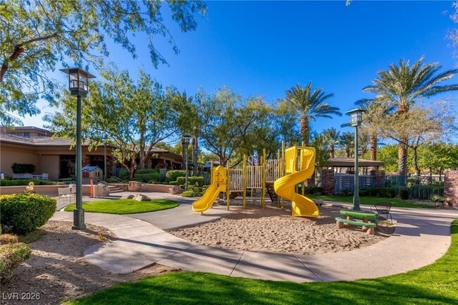 Building Photo - 2245 Green Mountain Ct