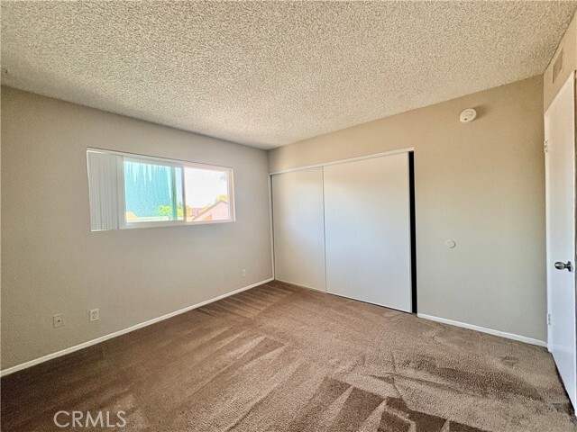 Building Photo - 1452 3rd St