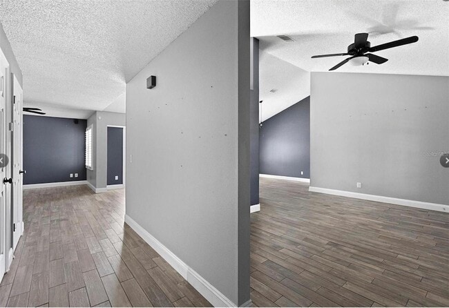 Building Photo - 5517 Loma Vista Dr E