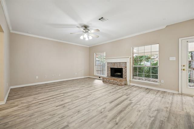 Building Photo - 1009 Spanish Oak Dr